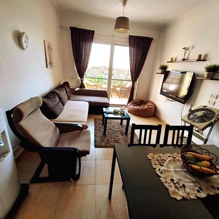 Chalet Marina Wadi Degla Families Only Pool View 2Nd Floor 6 Adults Ain Sukhna Luaran gambar